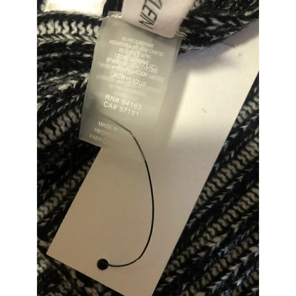 New Calvin Klein Unisex 11